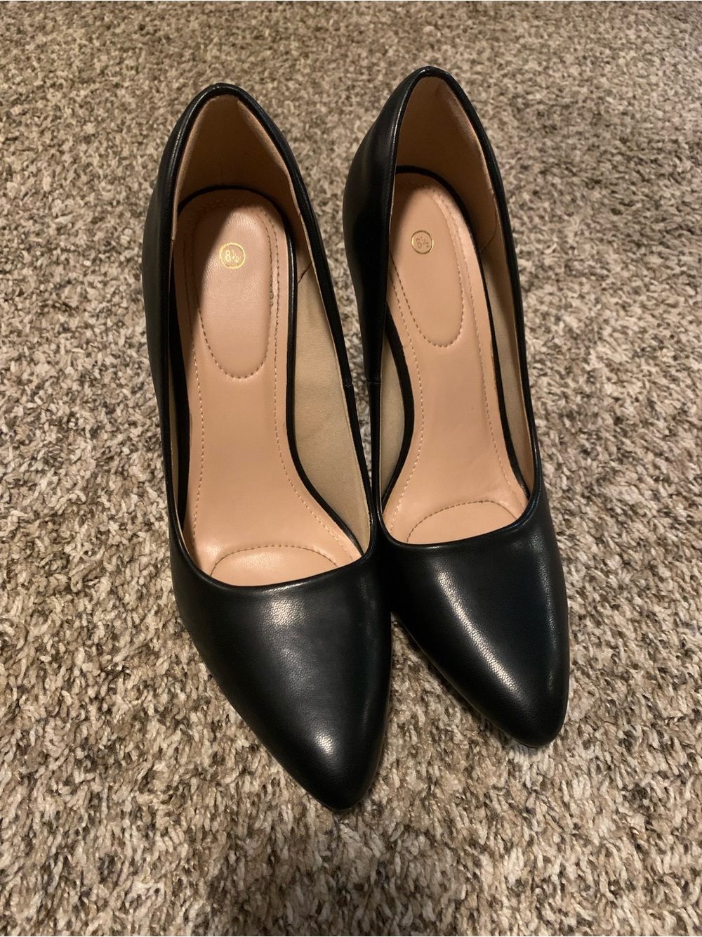 Hot Kiss Black Pointed-Toe High Heel Pumps